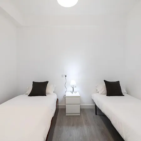 Lägenhet H2m Marmoles 3 & 2 Banos Con Balcon Málaga